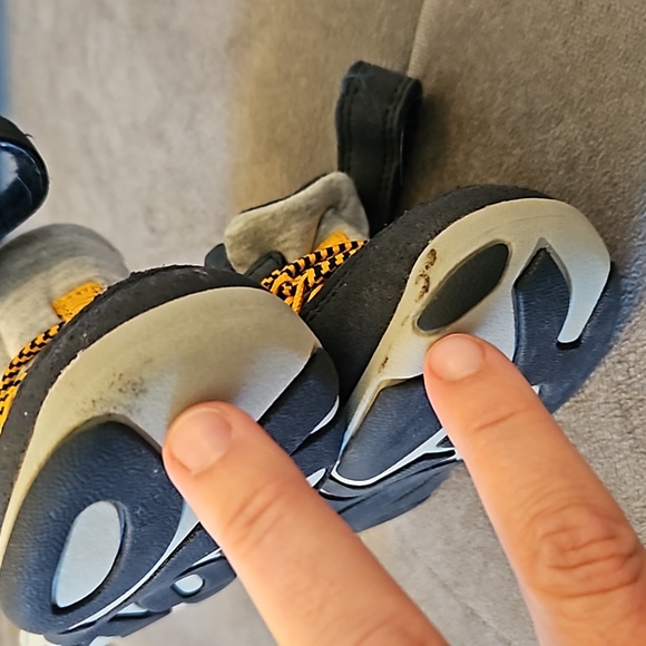 OshKosh B'gosh Kid's Boy's Cycla Everplay Blue Sneakers. EUC. Sz: 5T - Picture 9 of 10